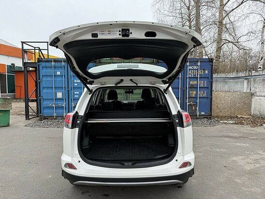 Toyota RAV4 2.0 4WD CVT (146 л.с.) Comfort