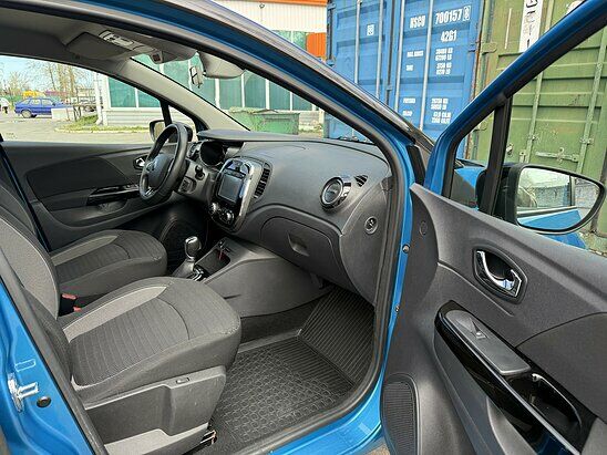 Renault Kaptur 2.0 4WD AT (143 л.с.) Style