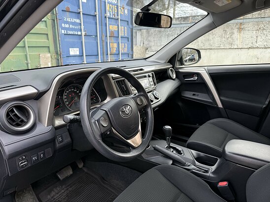 Toyota RAV4 2.0 4WD CVT (146 л.с.) Standard