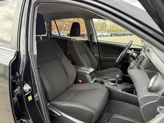 Toyota RAV4 2.0 4WD CVT (146 л.с.) Standard