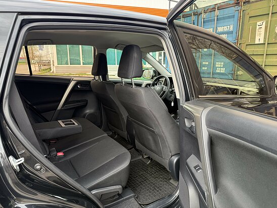Toyota RAV4 2.0 4WD CVT (146 л.с.) Standard