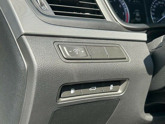 Hyundai Sonata 2.0 AT (150 л.с.) Lifestyle