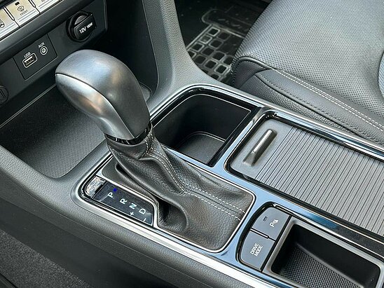 Hyundai Sonata 2.0 AT (150 л.с.) Lifestyle