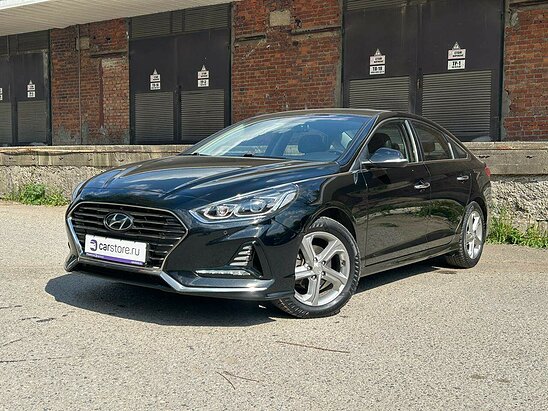 Hyundai Sonata 2.0 AT (150 л.с.) Lifestyle