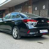 Hyundai Sonata 2.0 AT (150 л.с.) Lifestyle