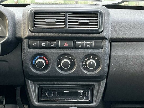 ВАЗ (LADA) Niva Legend 1.7 MT (83 л.с.) [BLACK]