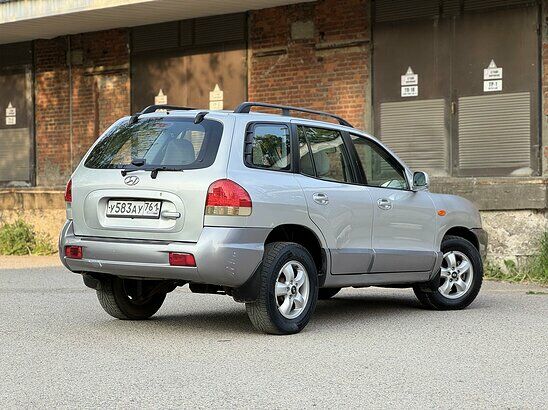 Hyundai Santa Fe 2.4 4WD MT (146 л.с.)