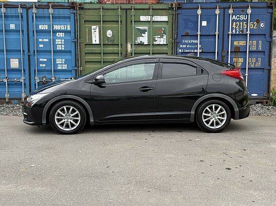 Honda Civic 1.8 MT (142 л.с.) Lifestyle