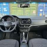 Volkswagen Polo 1.6 MPI AT (110 л.с.) Respect