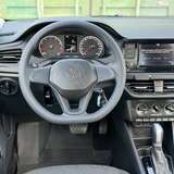 Volkswagen Polo 1.6 MPI AT (110 л.с.) Respect