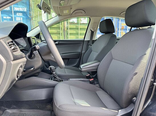 Volkswagen Polo 1.6 MPI AT (110 л.с.) Respect