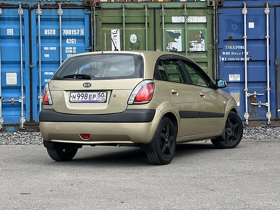 Kia Rio 1.4 MT (97 л.с.) Люкс