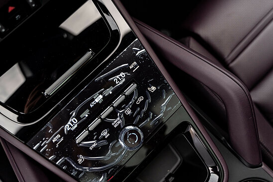 Porsche Cayenne Coupe 3.0 4WD Tiptronic (353 л.с.)
