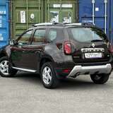 Renault Duster 1.6 4WD MT (114 л.с.) Privilege