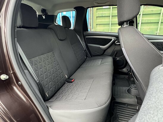 Renault Duster 1.6 4WD MT (114 л.с.) Privilege