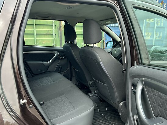 Renault Duster 1.6 4WD MT (114 л.с.) Privilege
