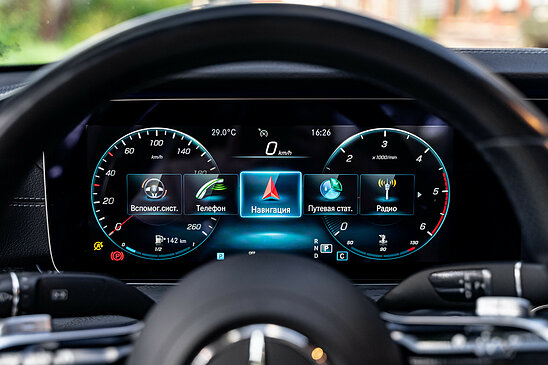 Mercedes-Benz E-класс E 220d 2.0 4MATIC 9G-Tronic (194 л.с.) Premium