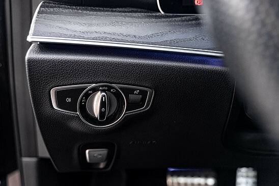 Mercedes-Benz E-класс E 220d 2.0 4MATIC 9G-Tronic (194 л.с.) Premium