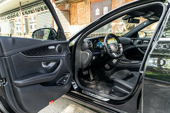 Mercedes-Benz E-класс E 220d 2.0 4MATIC 9G-Tronic (194 л.с.) Premium