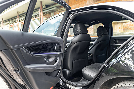 Mercedes-Benz E-класс E 220d 2.0 4MATIC 9G-Tronic (194 л.с.) Premium