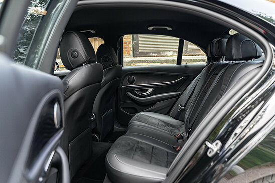 Mercedes-Benz E-класс E 220d 2.0 4MATIC 9G-Tronic (194 л.с.) Premium