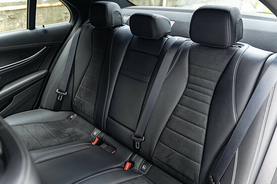 Mercedes-Benz E-класс E 220d 2.0 4MATIC 9G-Tronic (194 л.с.) Premium