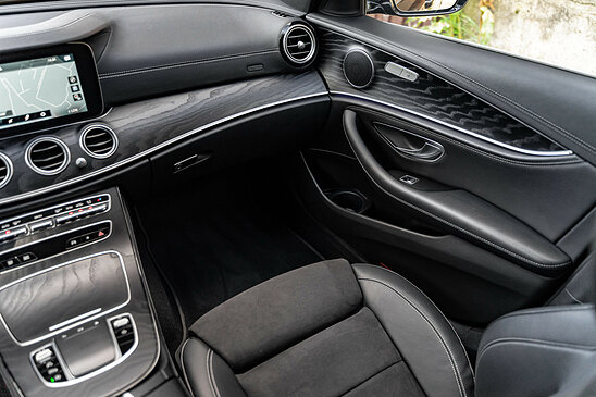 Mercedes-Benz E-класс E 220d 2.0 4MATIC 9G-Tronic (194 л.с.) Premium