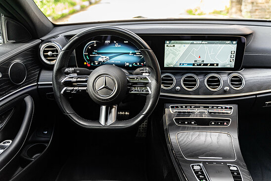 Mercedes-Benz E-класс E 220d 2.0 4MATIC 9G-Tronic (194 л.с.) Premium