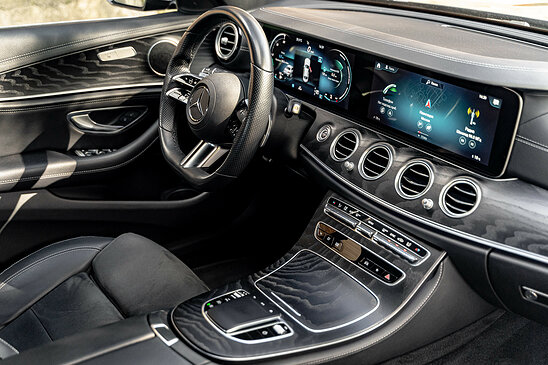Mercedes-Benz E-класс E 220d 2.0 4MATIC 9G-Tronic (194 л.с.) Premium
