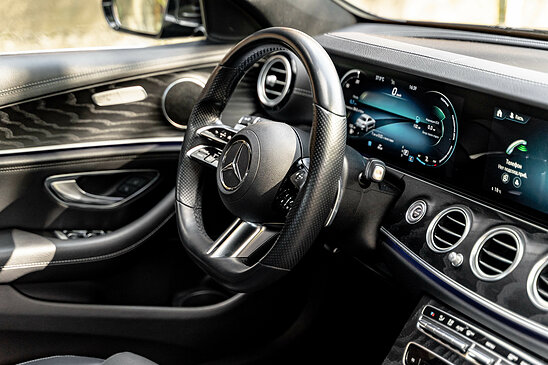 Mercedes-Benz E-класс E 220d 2.0 4MATIC 9G-Tronic (194 л.с.) Premium