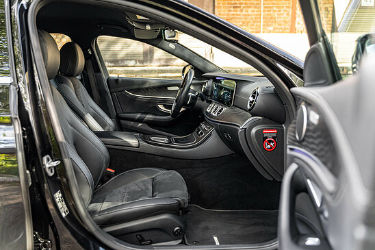 Mercedes-Benz E-класс E 220d 2.0 4MATIC 9G-Tronic (194 л.с.) Premium
