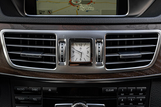 Mercedes-Benz E-класс E 300 3.5 4MATIC 7G-Tronic (249 л.с.) Особая серия