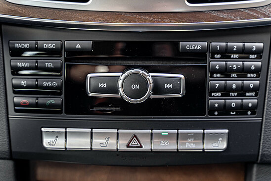 Mercedes-Benz E-класс E 300 3.5 4MATIC 7G-Tronic (249 л.с.) Особая серия