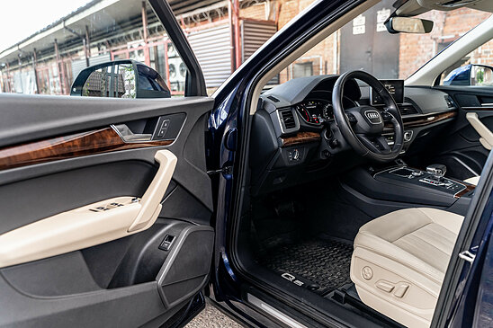 Audi Q5 45 TFSI 2.0 quattro S tronic (249 л.с.) Basis