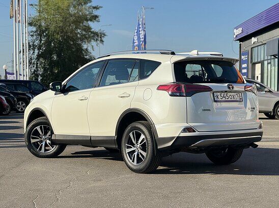 Toyota RAV4 2.0 4WD CVT (146 л.с.) Comfort