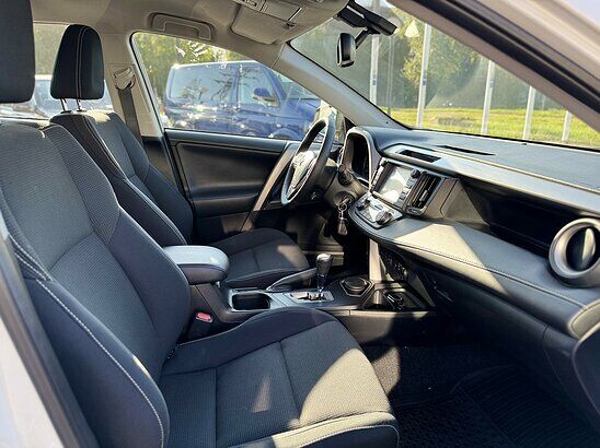 Toyota RAV4 2.0 4WD CVT (146 л.с.) Comfort