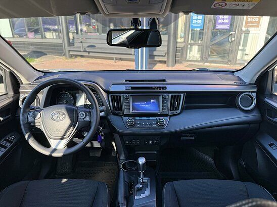 Toyota RAV4 2.0 4WD CVT (146 л.с.) Comfort