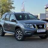 Nissan Terrano 2.0 4WD MT (135 л.с.) Elegance Plus