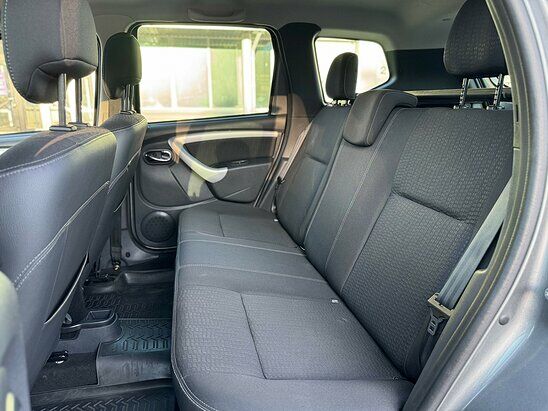 Nissan Terrano 2.0 4WD MT (135 л.с.) Elegance Plus