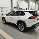 Toyota RAV4 2.0 4WD CVT (170 л.с.)