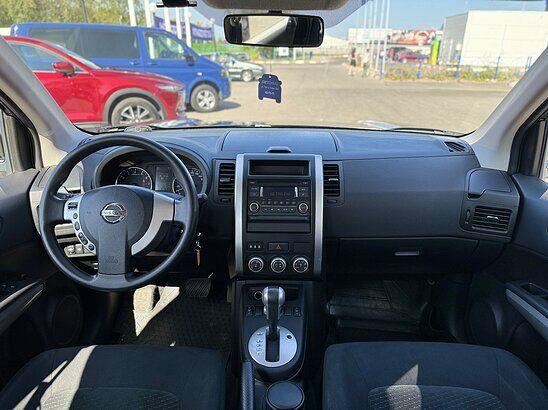 Nissan X-Trail 2.0 4WD CVT (141 л.с.) XE