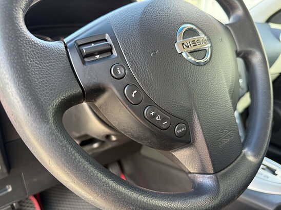 Nissan Qashqai 2.0 4WD CVT (141 л.с.) XE