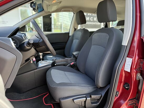 Nissan Qashqai 2.0 4WD CVT (141 л.с.) XE