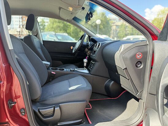 Nissan Qashqai 2.0 4WD CVT (141 л.с.) XE