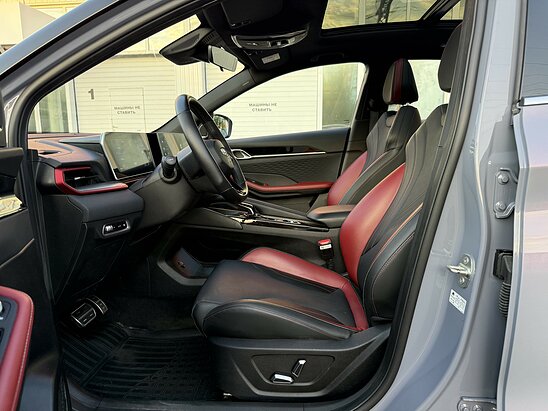 Geely Coolray 1.5 AMT (147 л.с.) Exclusive