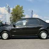 Renault Logan 1.4 MT (75 л.с.) Authentique