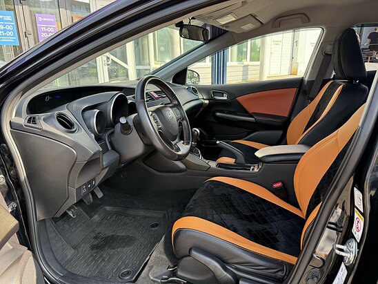 Honda Civic 1.8 MT (142 л.с.) Lifestyle