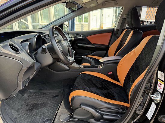 Honda Civic 1.8 MT (142 л.с.) Lifestyle