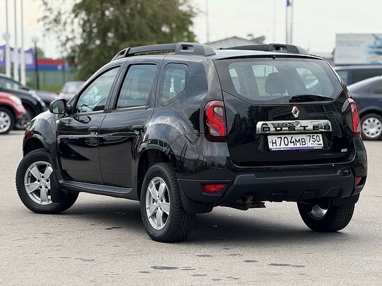 Renault Duster 1.6 4WD MT (114 л.с.) Expression