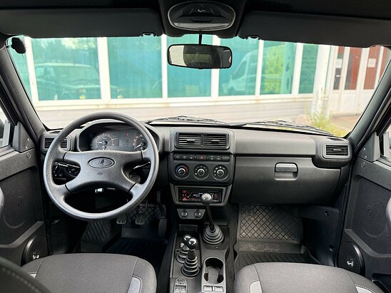 ВАЗ (LADA) Niva Legend 1.7 MT (83 л.с.) [BLACK]